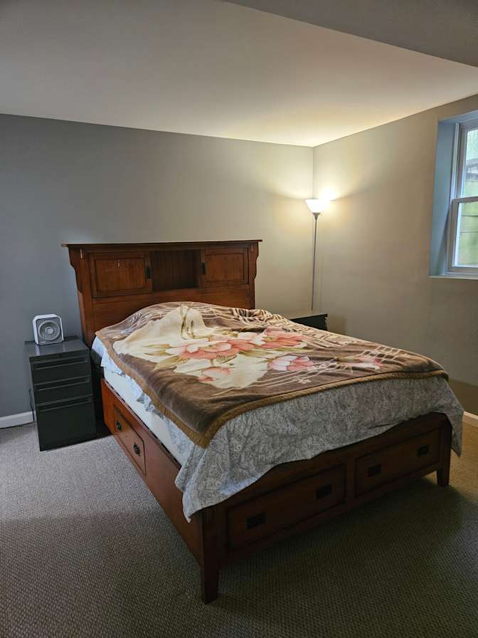 Asad Zaman's room