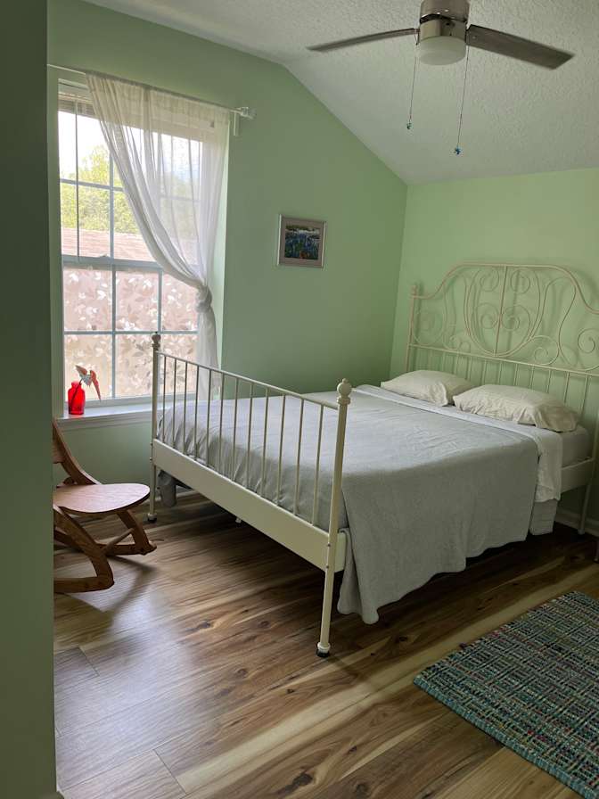 Lin's room