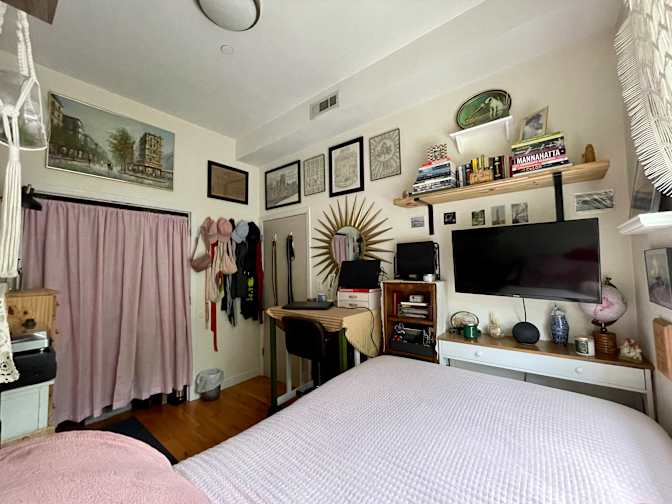 Aishwarya's room