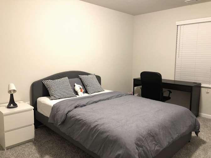 Annie's room