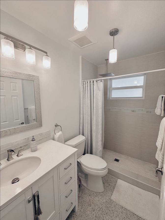 Caroline's room