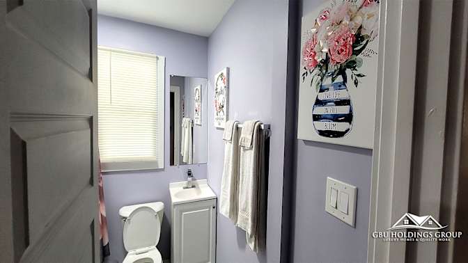GBU Holdings Group's room