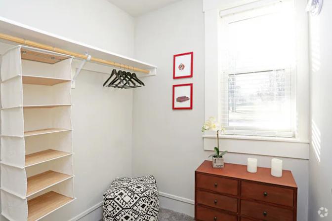 Usman's room