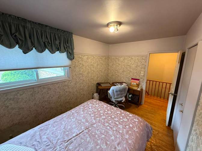 Shahnaz Ghalakhani's room