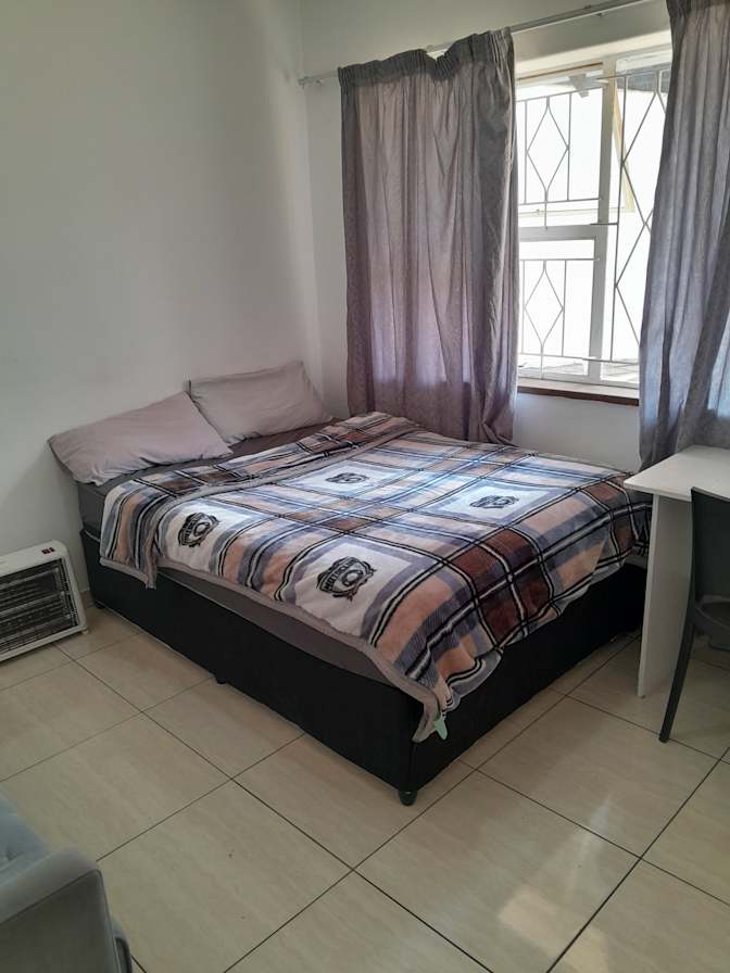Erick's room