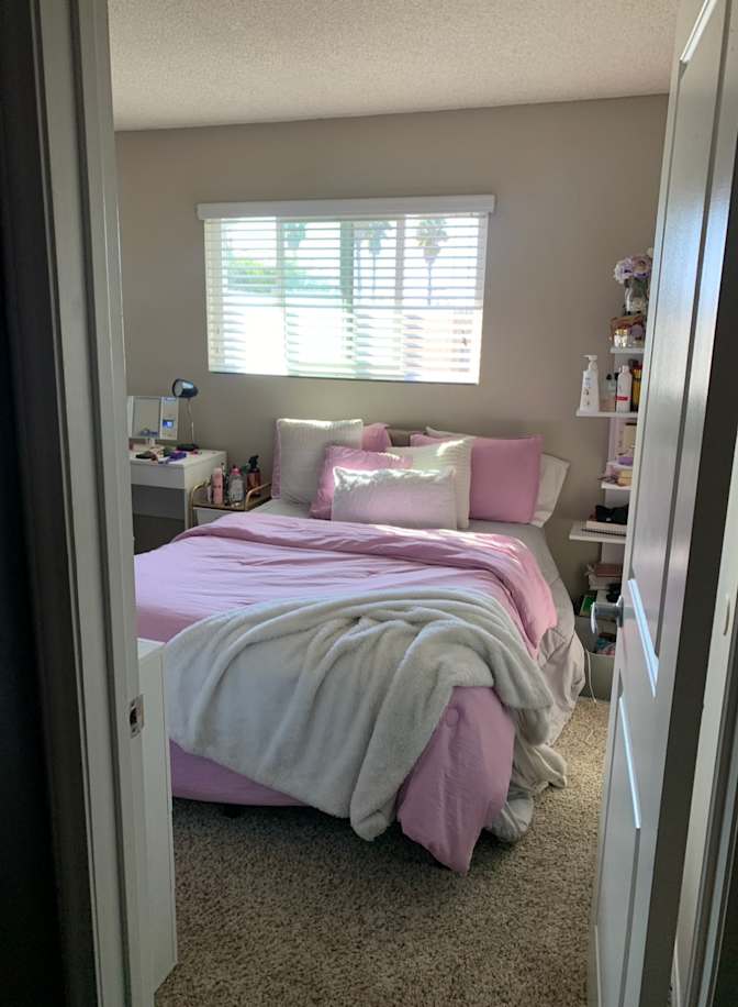 Valentina's room