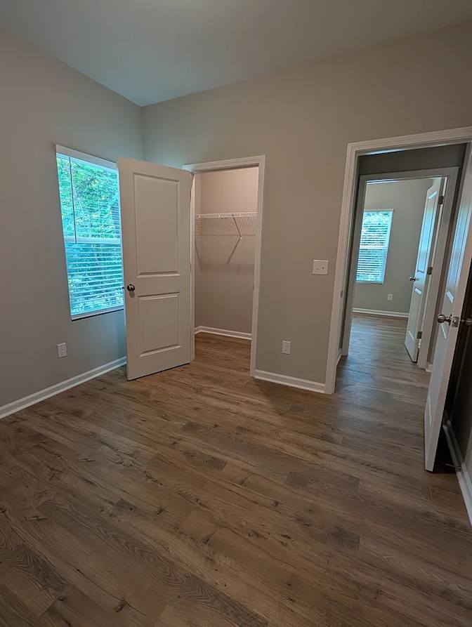Alcove Rooms's room
