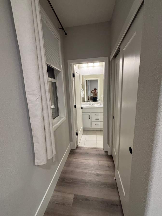Andy Pon's room