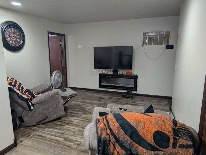 Boss Hawg's room