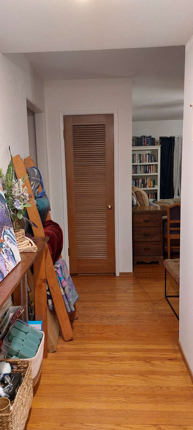 RHONDA's room
