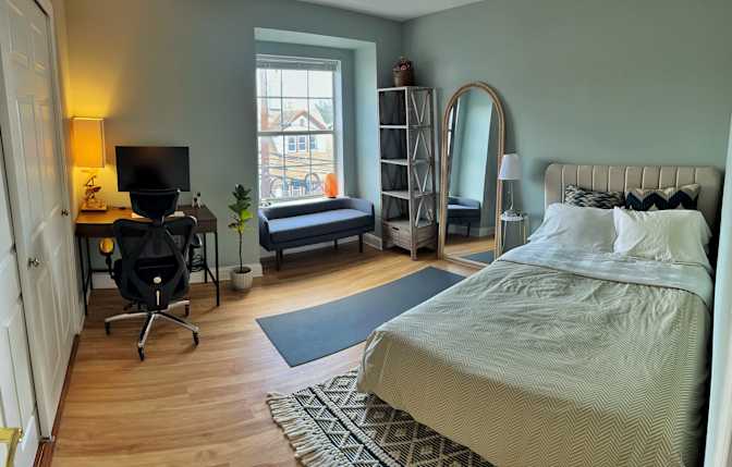 Alex W's room