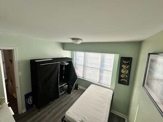 Maneth's room