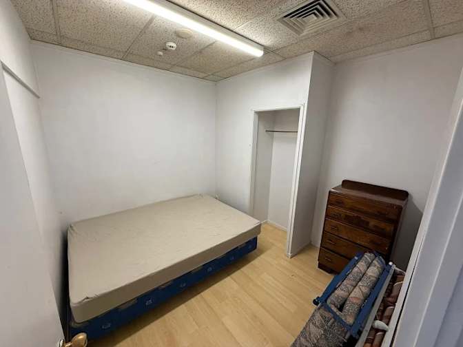 Syeda Razvi's room