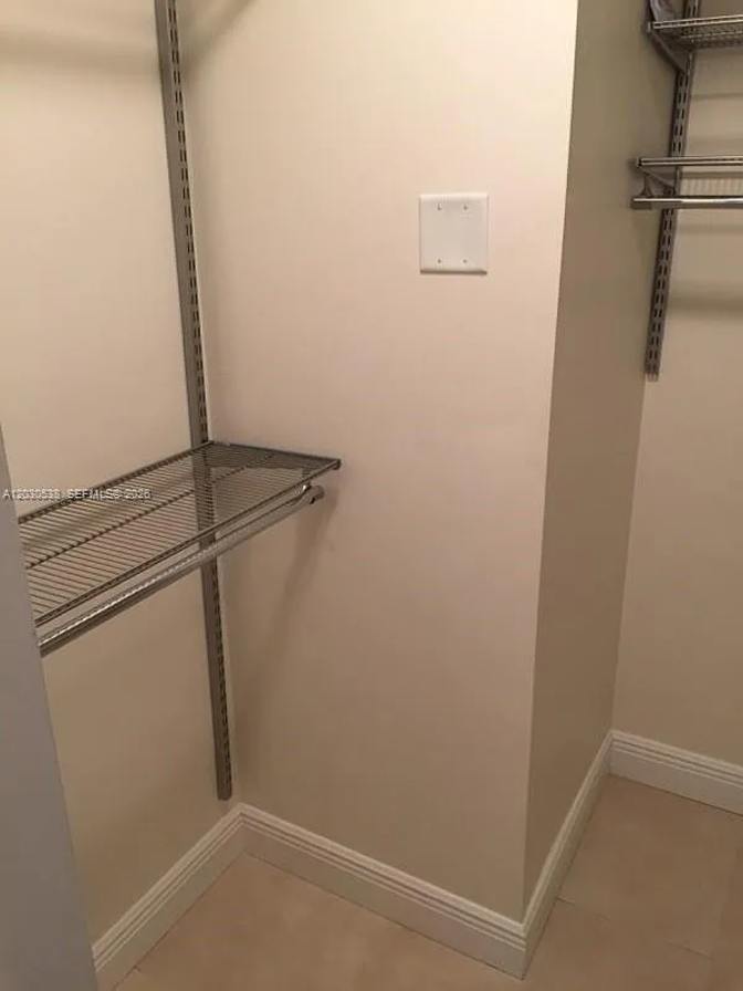 Thomas's room