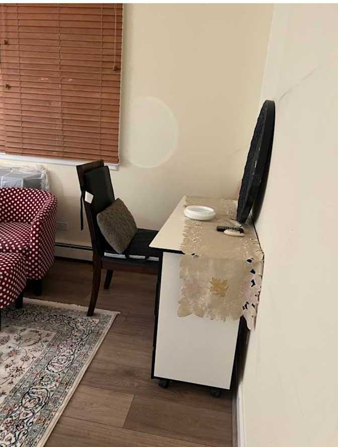 Farah's room