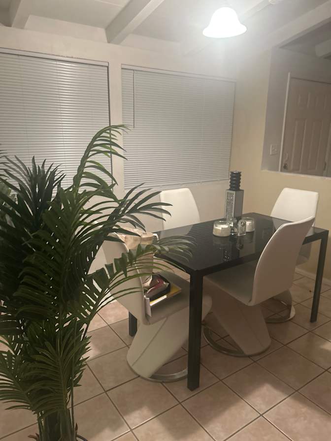 Sonja Jenkins's room