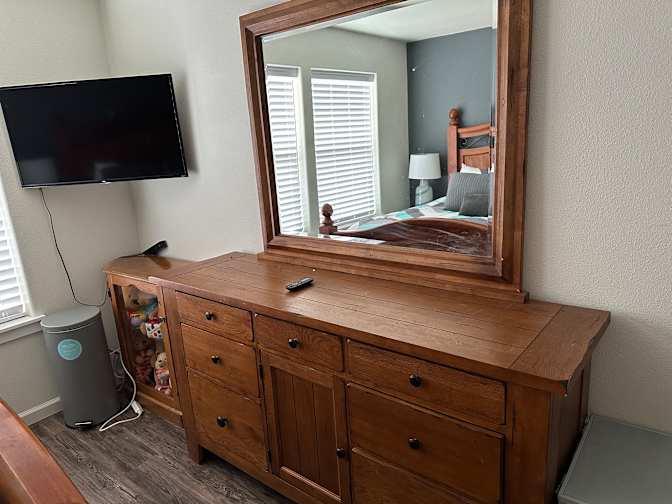 Tacy Taylor's room