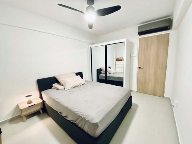 Tof's room