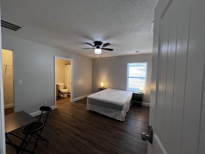 PadSplit's room