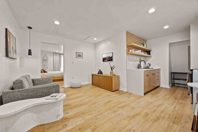 Jaz - The Sanctuary Properties's room