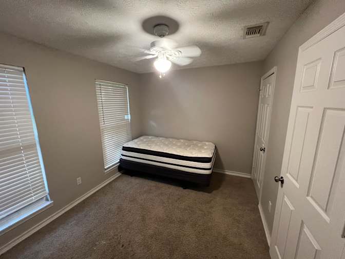 Trystn's room