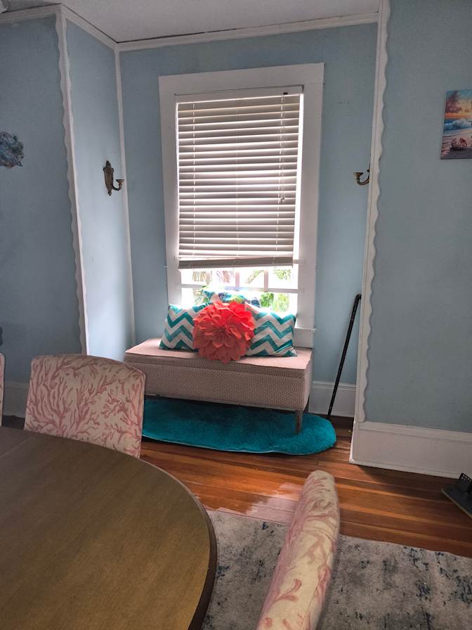Melissa L Cox's room