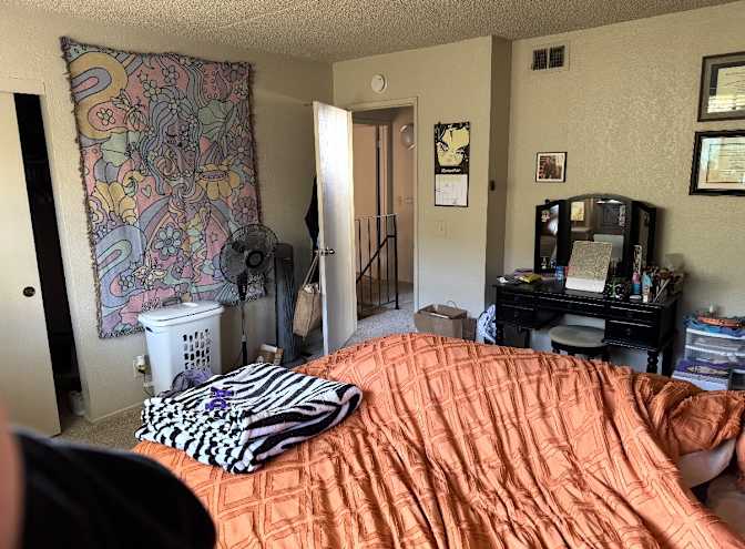 Tammi's room