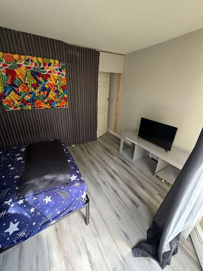 Sam's room