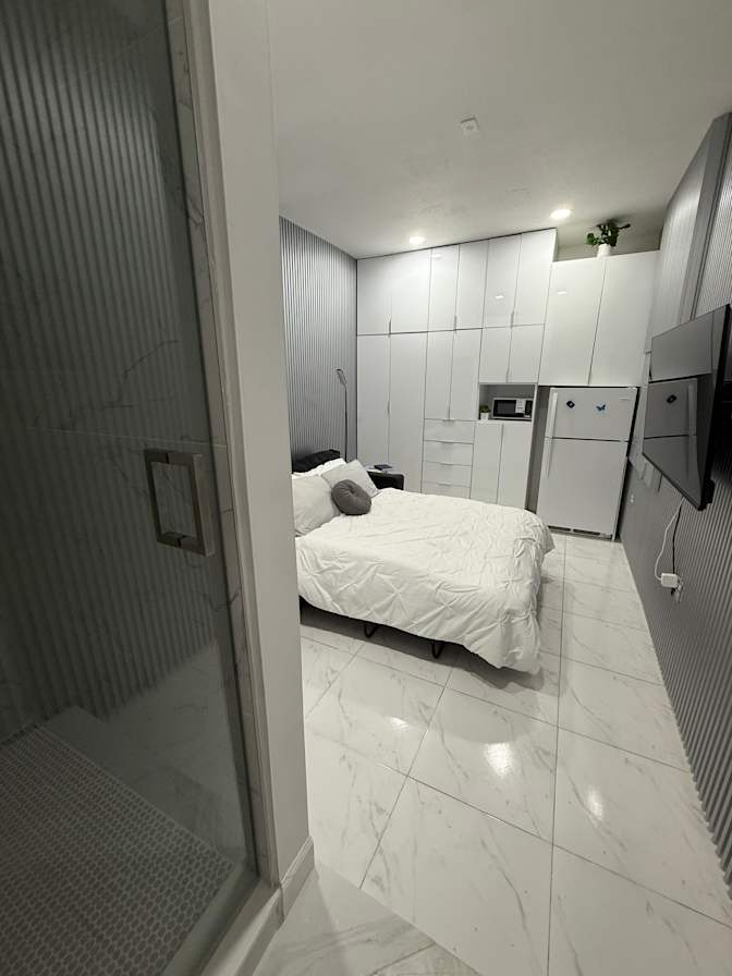 Mary's room