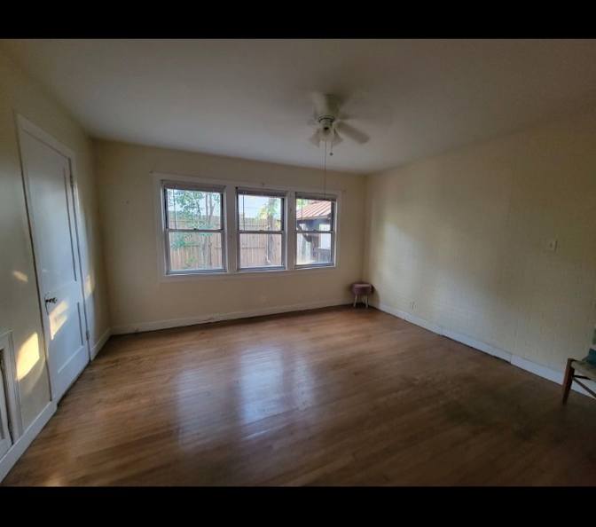 Manuel's room