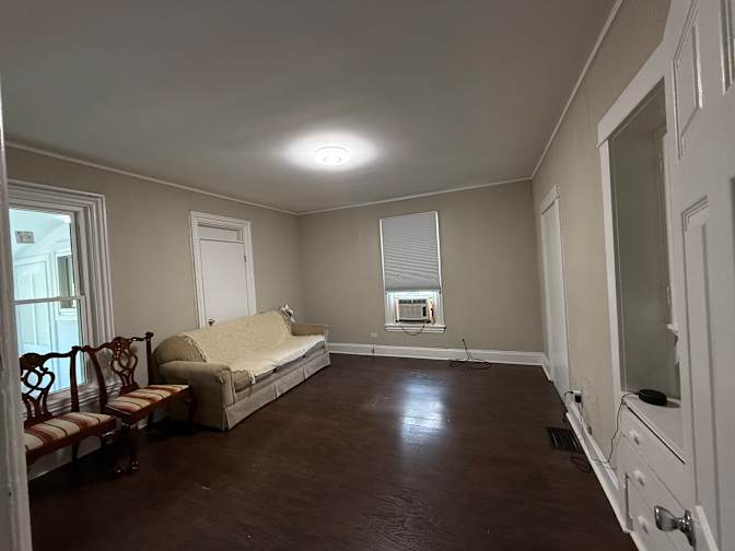 Kanykei's room