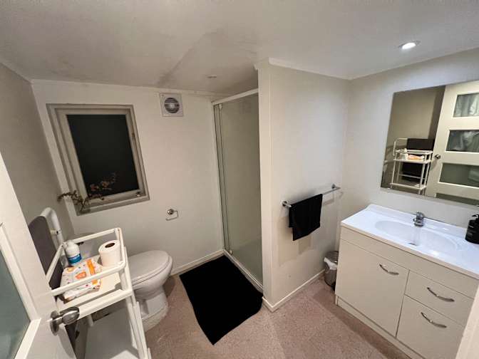 Remle Vose's room