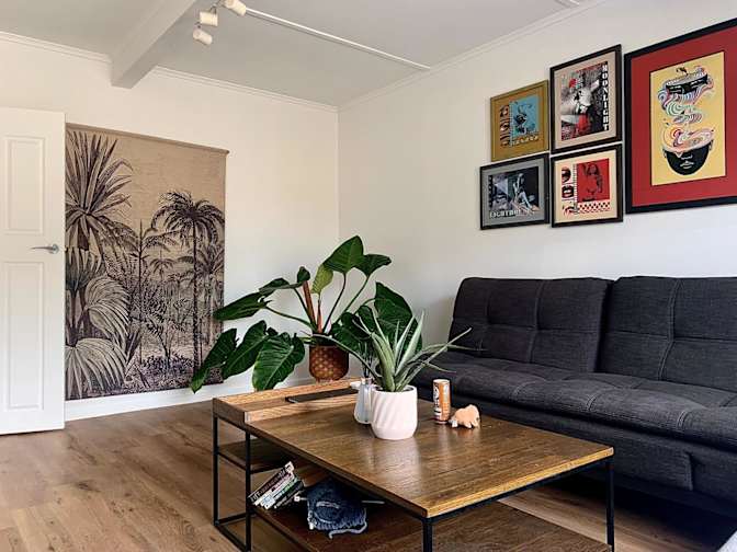 Israel's room
