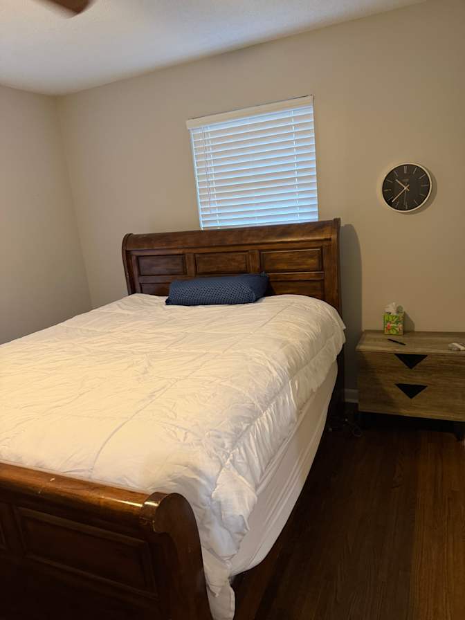 Sondra's room