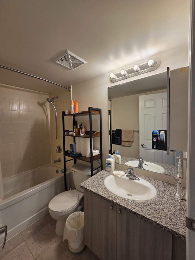 Renée's room