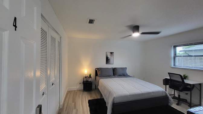 PadSplit's room