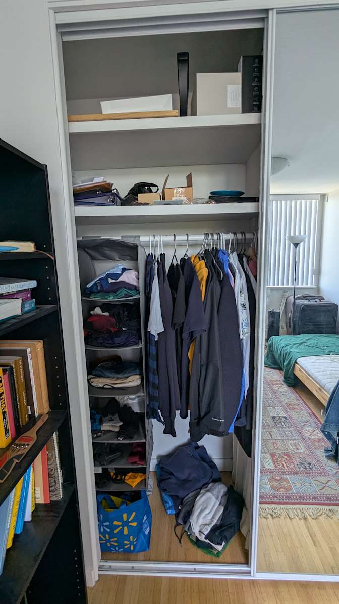 Reza's room
