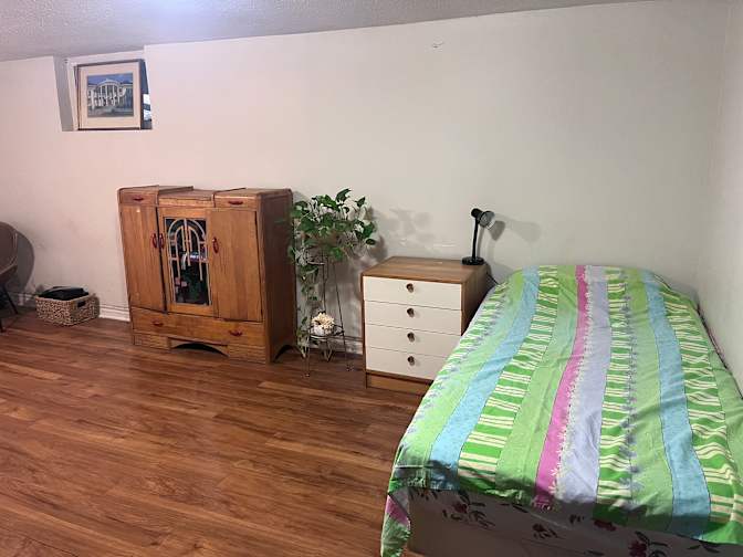 Donna's room