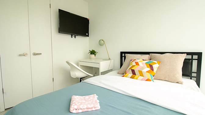 Mir's room