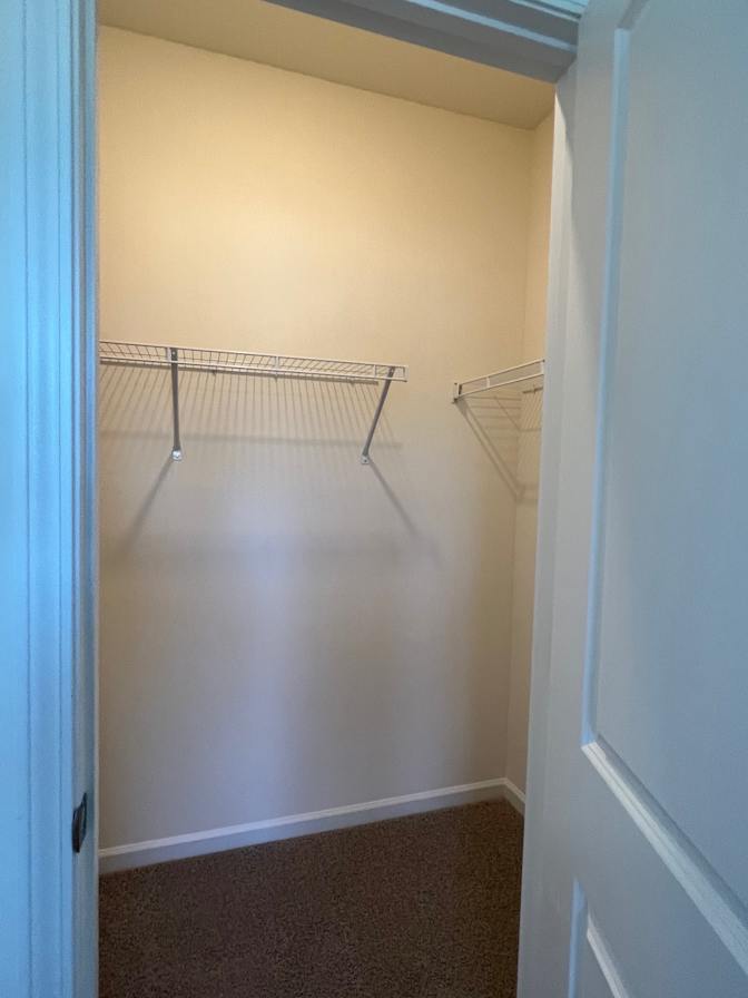 Alcove Rooms's room