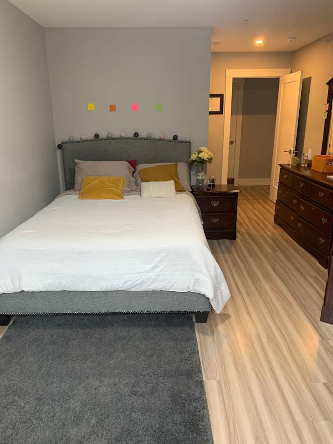 Alice's room