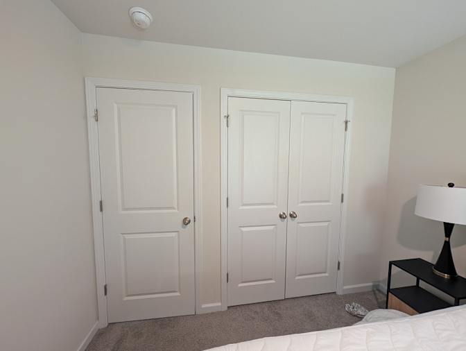 Alcove Rooms's room