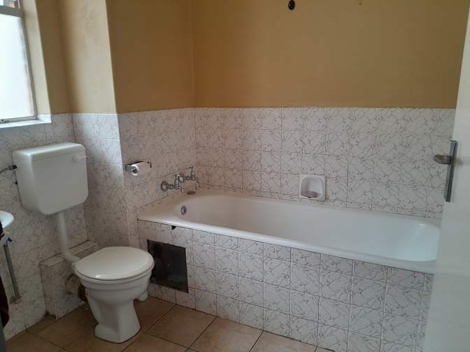 Molefe Setshedi's room