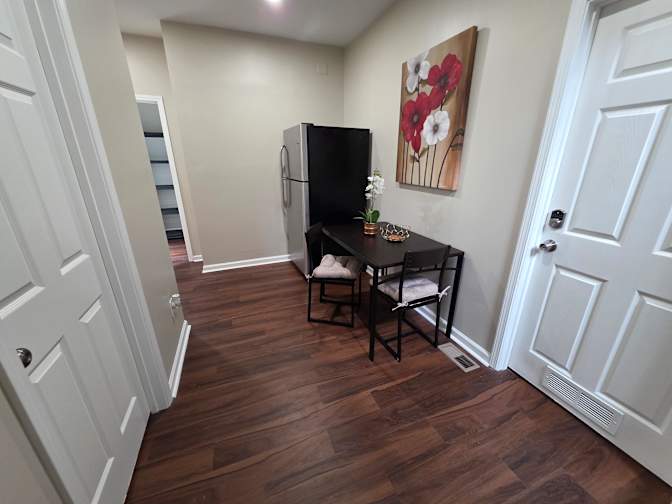 CL&C Property Management and Consulting's room