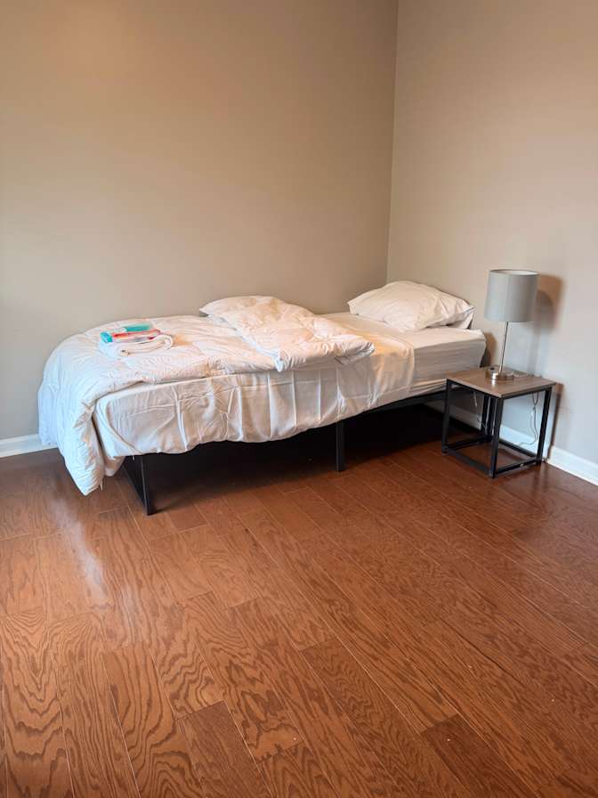 Deserve LLC's room