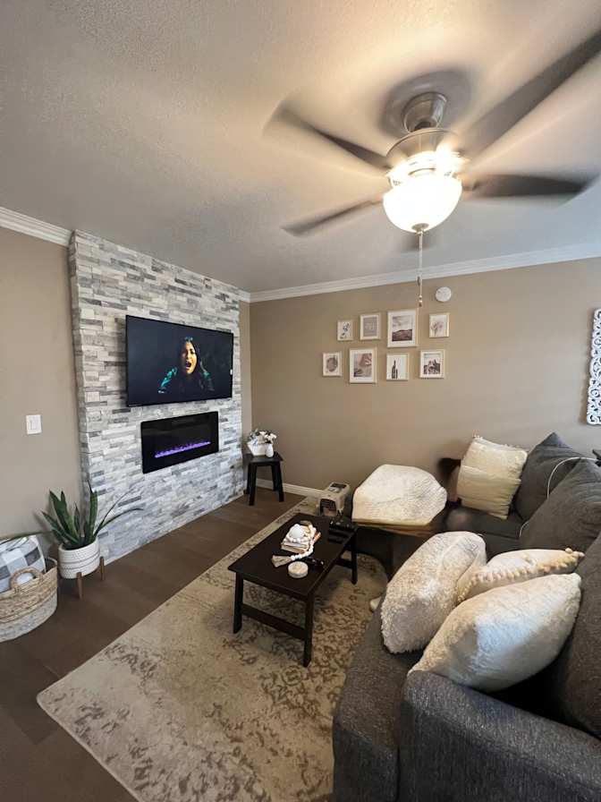 Nathan Cruz's room