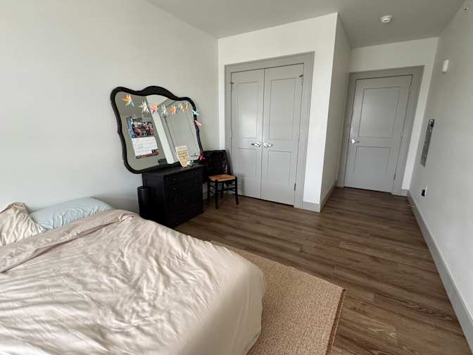 Isabela's room