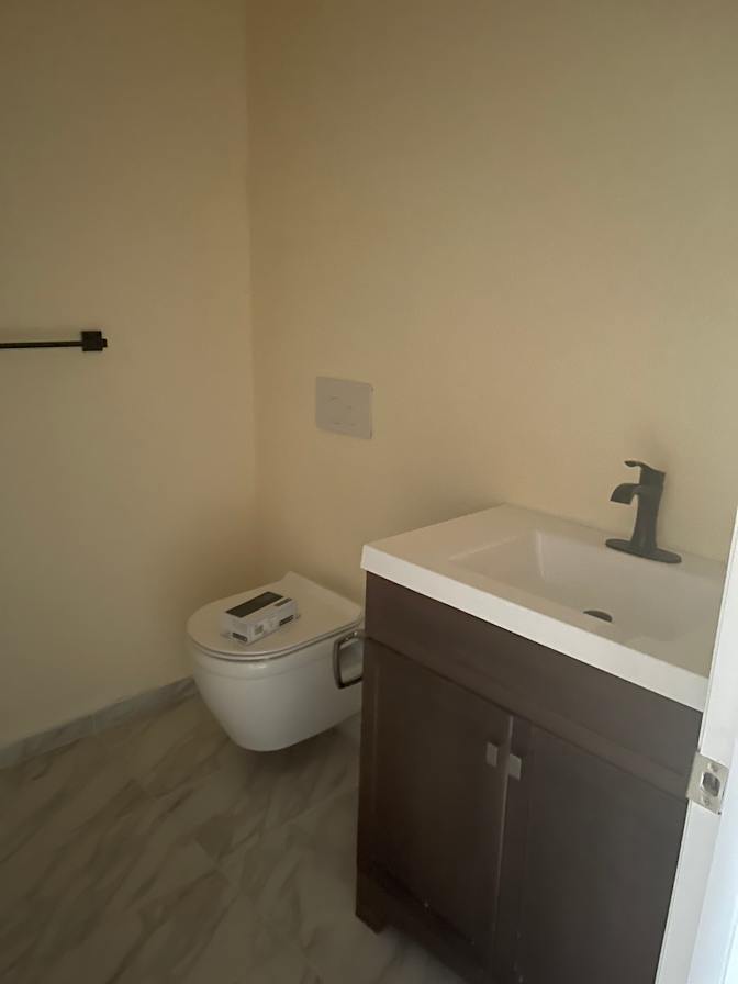 Grand V's room