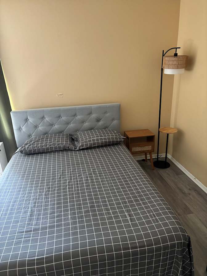 Lenny's room