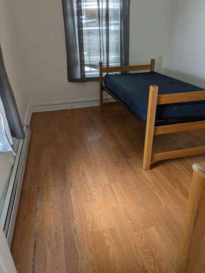 Kerry-Ann Lawson's room